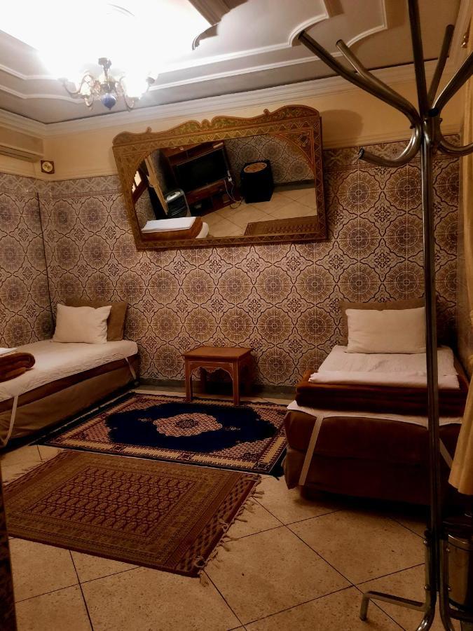 Stay With Low Budget Marrakesh Eksteriør bilde